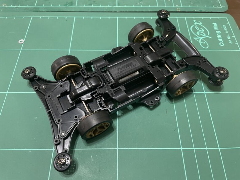 ライザンシャーシ組み立て